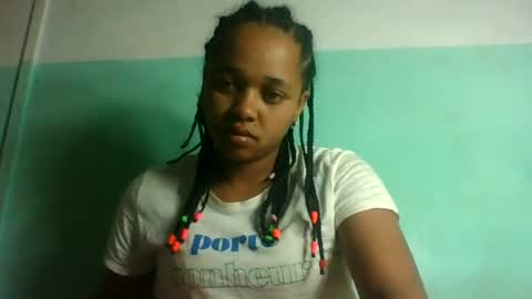 nandrianina416143 online show from June 29, 2026, 12:27 pm