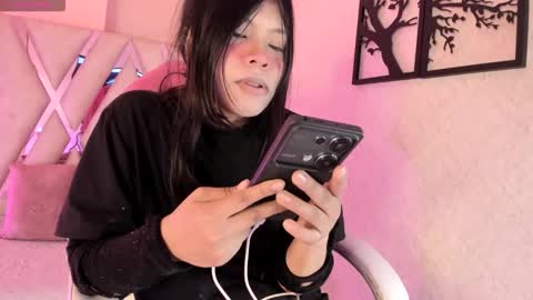 Snapshot of nanit_l chatting on March 13, 2026, 8:37 pm anna online show from March 13, 2026, 8:37 pm