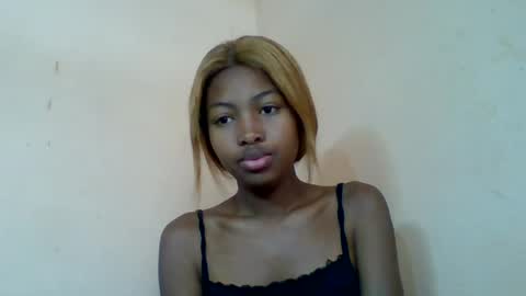 Snapshot of nannie02 chatting on July 28, 2026, 7:37 am nannie02 online show from July 28, 2026, 7:37 am