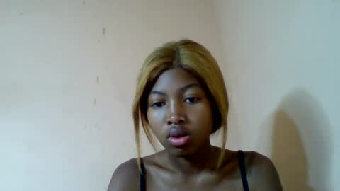 Snapshot of nannie02 chatting on July 28, 2026, 4:05 pm nannie02 online show from July 28, 2026, 4:05 pm