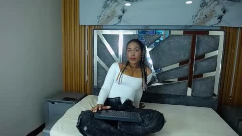 Nany online show from February 10, 2026, 1:37 pm