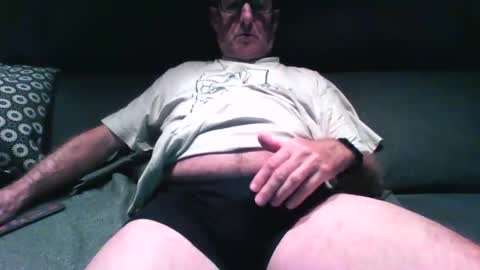 nano22968832 online show from November 10, 2025, 4:55 am