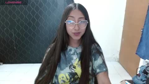 nanylux online show from May 3, 2026, 3:56 am