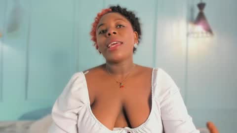 nanymoreno online show from May 2, 2026, 8:25 pm