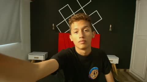 naoki_arai online show from May 25, 2026, 12:00 pm