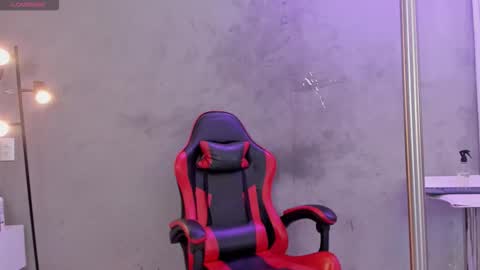 Snapshot of naomi__blair chatting on March 14, 2026, 3:23 am Naomi Blair online show from March 14, 2026, 3:23 am