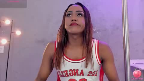 Snapshot of naomi__blair chatting on March 20, 2026, 2:05 am Naomi Blair online show from March 20, 2026, 2:05 am