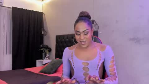 Snapshot of naomi__blair chatting on July 26, 2026, 3:14 am Naomi Blair online show from July 26, 2026, 3:14 am