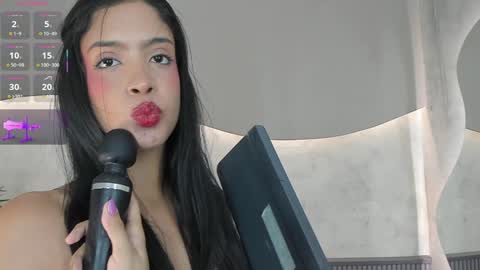Naomi  online show from January 27, 2025, 1:26 am