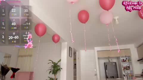 Snapshot of naomi_kiing chatting on July 21, 2026, 7:49 pm Nathalia King online show from July 21, 2026, 7:49 pm