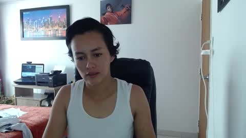 Lucy online show from November 25, 2025, 1:33 pm