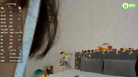 Naomi online show from October 10, 2025, 2:16 pm