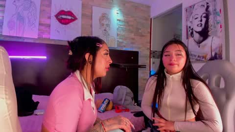 my main account is missnickeloo online show from December 2, 2024, 5:15 pm
