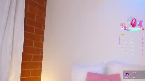 Guys the page has lately failed. If you see me disconnected thats why.   online show from March 5, 2025, 11:05 pm