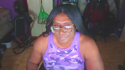 Snapshot of naomifux chatting on May 15, 2026, 1:51 pm Naomi online show from May 15, 2026, 1:51 pm