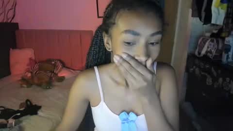 Naomii online show from January 12, 2025, 6:49 am