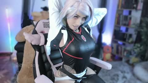 Naomi online show from February 15, 2026, 9:00 pm