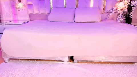 Snapshot of naomii_star chatting on February 25, 2026, 4:55 am online show from February 25, 2026, 4:55 am