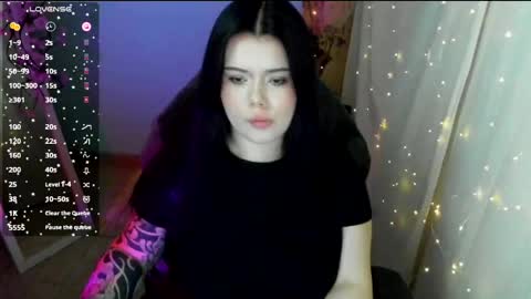 Naomi online show from April 22, 2026, 7:11 am