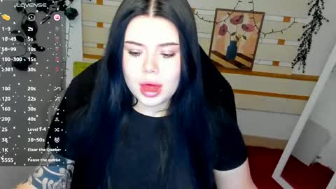 Naomi online show from May 6, 2026, 7:13 am