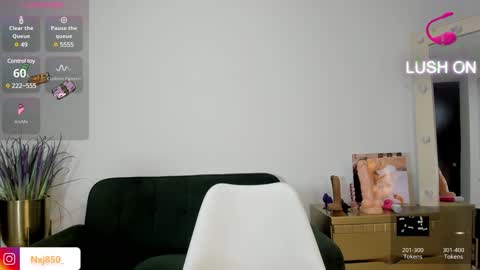 Snapshot of naomixjones1 chatting on January 30, 2025, 10:51 pm Naomi online show from January 30, 2025, 10:51 pm