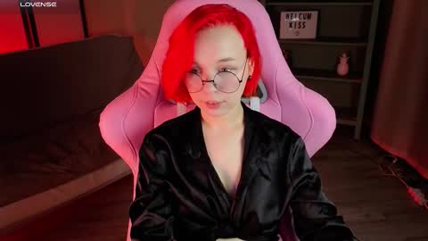 Snapshot of naomiyoru chatting on September 9, 2025, 8:41 pm Naomi online show from September 9, 2025, 8:41 pm