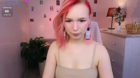 Naomi online show from May 5, 2026, 8:50 pm