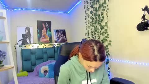 naomy online show from December 14, 2024, 7:14 pm
