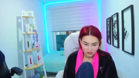 naomy online show from October 16, 2025, 8:15 am