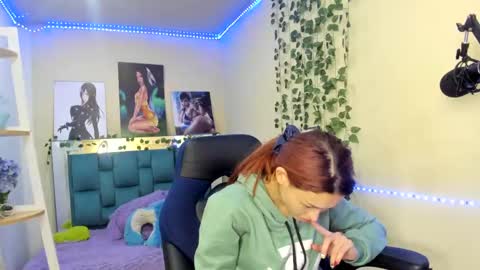 naomy online show from December 14, 2024, 8:08 pm