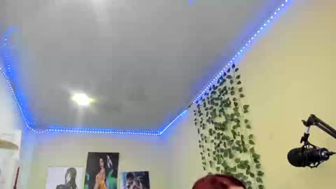 naomy online show from February 18, 2025, 10:58 pm