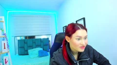 naomy online show from September 8, 2025, 11:37 pm