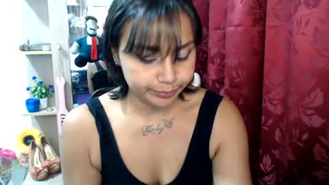 Snapshot of naomylux1 chatting on August 5, 2026, 1:41 am naomylux1 online show from August 5, 2026, 1:41 am