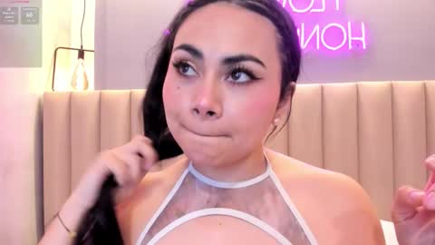 Naomy  online show from January 15, 2026, 10:02 pm