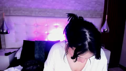 Naomy online show from May 3, 2026, 10:49 pm