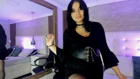 Naomy online show from May 5, 2026, 8:28 pm