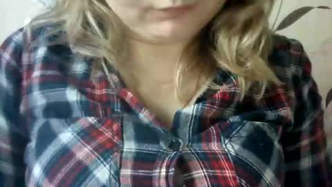 NarcisJill online show from December 12, 2024, 12:22 pm