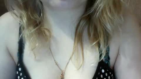 NarcisJill online show from February 28, 2025, 10:50 pm