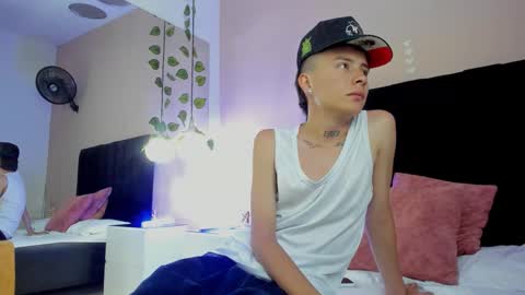 Snapshot of nascary_fox chatting on September 16, 2025, 7:48 pm Nascary Fox online show from September 16, 2025, 7:48 pm