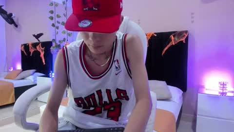 Snapshot of nascary_fox chatting on October 23, 2025, 8:07 pm Nascary Fox online show from October 23, 2025, 8:07 pm