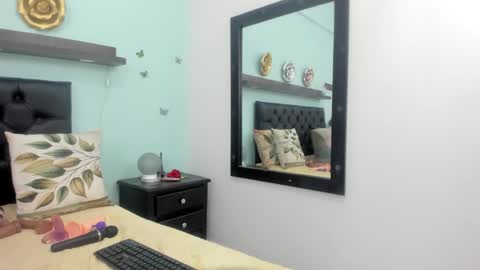 Snapshot of nashira_robert chatting on March 2, 2026, 7:15 am Debora online show from March 2, 2026, 7:15 am