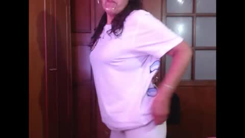 Nasly Cute online show from December 15, 2025, 12:59 am