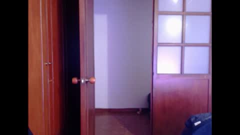 Nasly Cute online show from January 7, 2026, 12:35 am