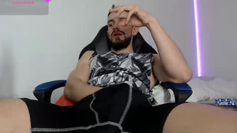 Snapshot of nassh_18 chatting on January 7, 2025, 8:52 pm nassh_18 online show from January 7, 2025, 8:52 pm