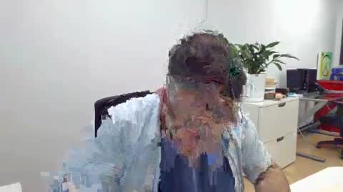 nassobout online show from September 12, 2025, 10:32 pm