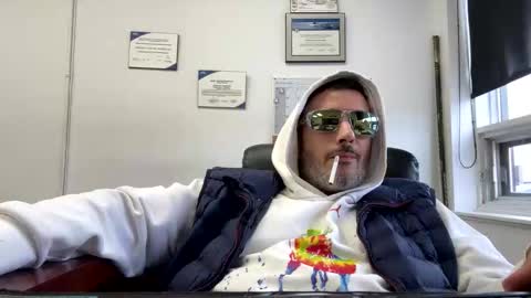 Snapshot of nassobout chatting on April 4, 2026, 1:08 pm nassobout online show from April 4, 2026, 1:08 pm
