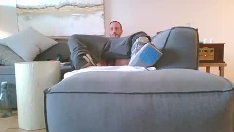 Snapshot of nassobout chatting on April 10, 2026, 1:05 pm nassobout online show from April 10, 2026, 1:05 pm