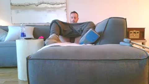 Snapshot of nassobout chatting on April 11, 2026, 11:09 pm nassobout online show from April 11, 2026, 11:09 pm