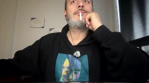 Snapshot of nassobout chatting on May 2, 2026, 10:31 am nassobout online show from May 2, 2026, 10:31 am