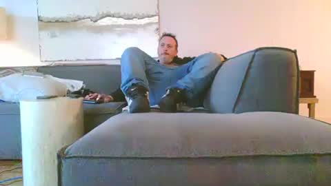 Snapshot of nassobout chatting on May 3, 2026, 11:33 pm nassobout online show from May 3, 2026, 11:33 pm
